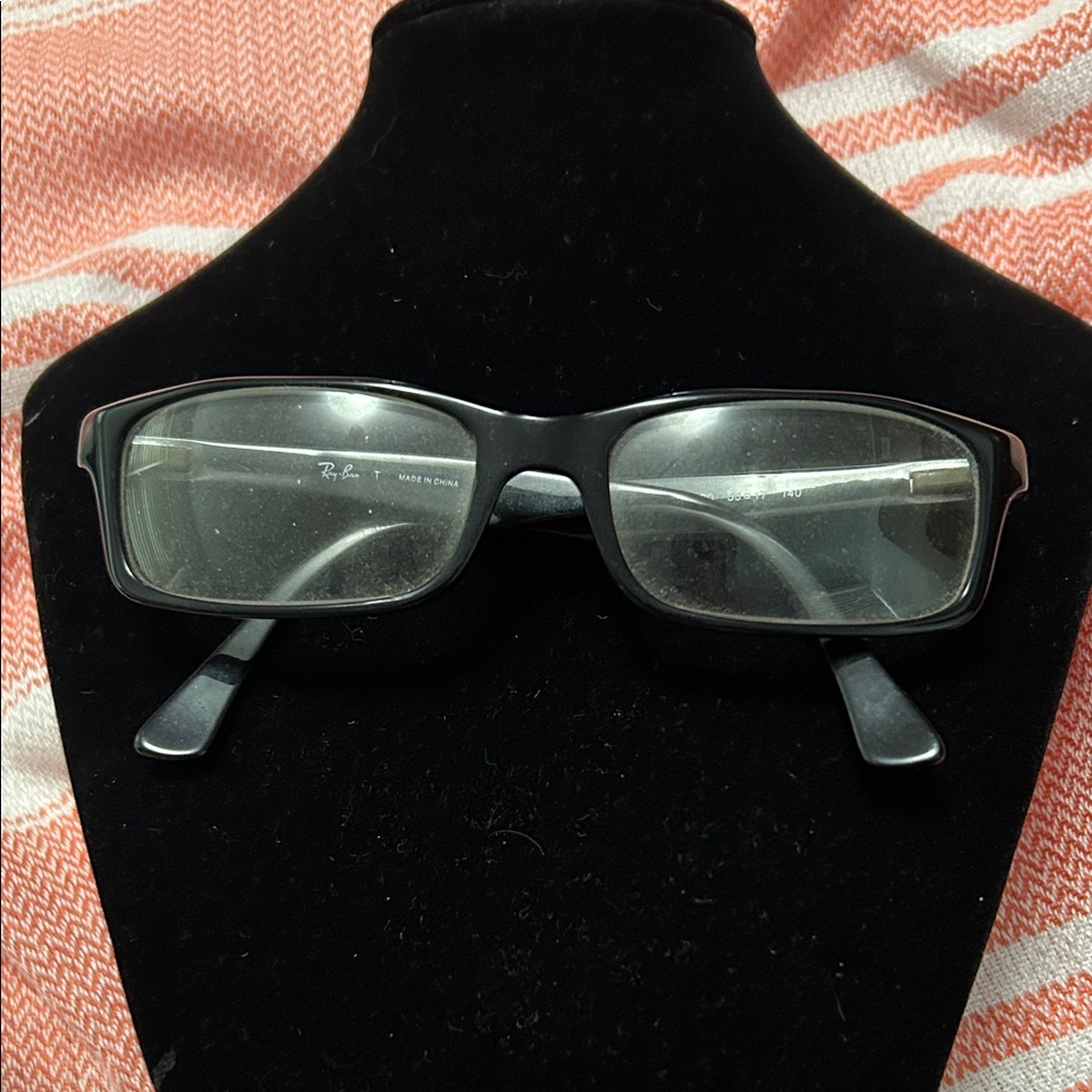 Ray-Ban Classic Black Eyewear